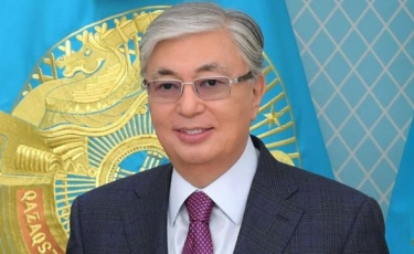 Касым-Жомарт Токаев поздравил казахстанцев с праздником Ораза айт 