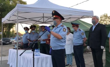 Алматы облысындағы блок-бекет полицейлерінің еңбегі жоғары бағаланды 