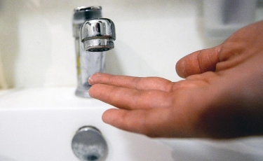 На месяц отключат горячую воду жителям Турксибского района