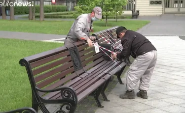 В Москве и Нью-Йорке смягчают ограничительные меры