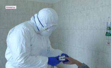 14 пациентов с COVID-19 в Алматы в крайне тяжелом состоянии