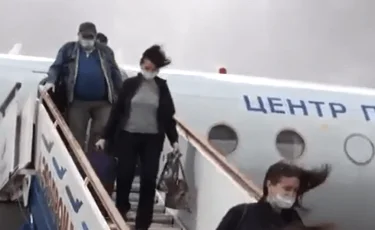 Российские медики прибыли в Казахстан для помощи в борьбе с COVID-19