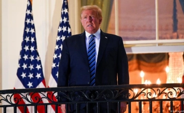 Коронавирус: Трамп вернулся в Белый дом