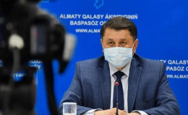 Жандарбек Бекшин ответит на вопросы алматинцев в эфире Akimat LIVE