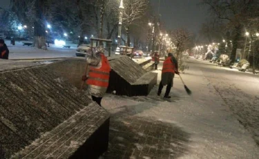 Алматыда қар тазалау жұмыстары қалай жүргізілуде