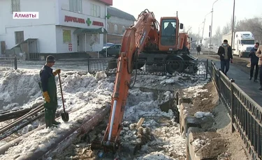 Тіксай өзені арнасынан асуға шақ тұр: Құтқару қызметі мен әкімдік қауіпсіздік шарасын күшейтті