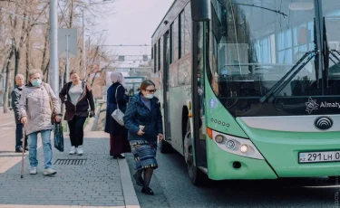 В Алматы расширили категорию лиц с правом бесплатного проезда в общественном транспорте