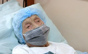 Операцию на сердце сделали 101-летней пациентке в Шымкенте