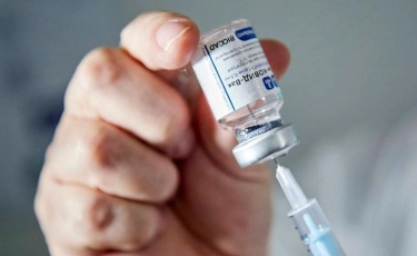 Халық вакцина жайлы білгісі келсе, тек сарапшыларға құлақ асуы керек  – Ләззат Ералиева