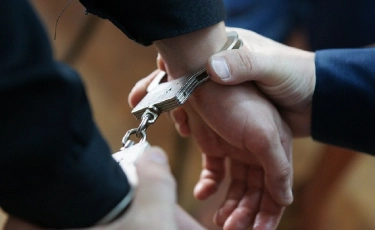 Аягөз ауданында 49 жастағы әйелге порноролик жіберген ер адам ұсталды