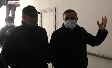 Алматыда мәслихат депутаттары қалада салынып жатқан бірнеше ғимараттың құрылысын тексерді