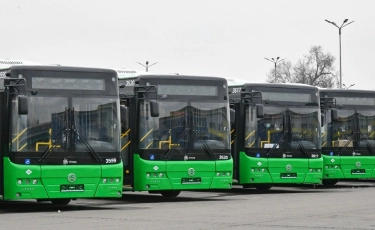 Новые автобусы на газовом топливе пополнили парк общественного транспорта мегаполиса