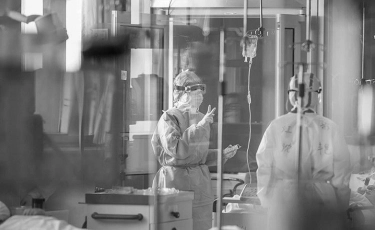 В Казахстане зарегистрировано 2 смерти от пневмонии с признаками COVID-19