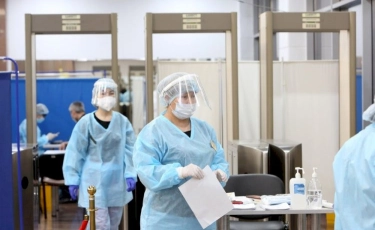 Вакцинация от COVID-19 в Алматы: как обучают волонтеров для прививочных пунктов