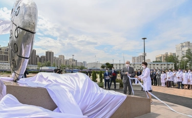 Касым-Жомарт Токаев принял участие в церемонии открытия мемориала «Алтын жүрек»