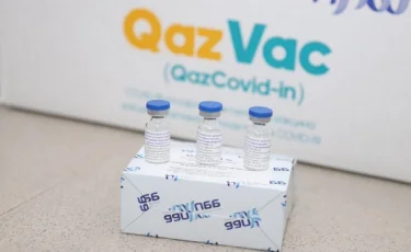 Отандық QazVac вакцинасын өндірушілер мемлекеттік сыйлыққа ие болады