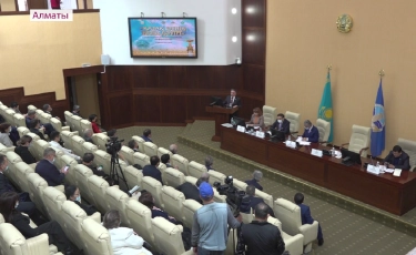 Қазақ елінің жаңа дәуірі: ҚазҰУ-да халықаралық жиын өтті