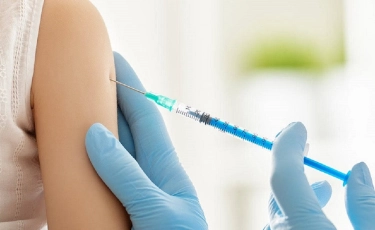 Алматыда КВИ вакцинасын алу бойынша жасөспірімдер мен жүкті әйелдердің белсенділігі жоғары  – дәрігер