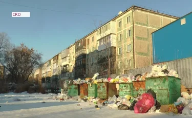 Жұмысшылар жаппай кетіп жатыр: Петропавл қоқыс астында қалуы мүмкін 