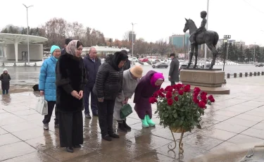 Қазақстандық кітапханашылар Желтоқсан құрбандарының рухына тағзым етті