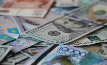Теңге бағамы: Ұлттық банк 64,6 млн долларға интервенция жүргізді  