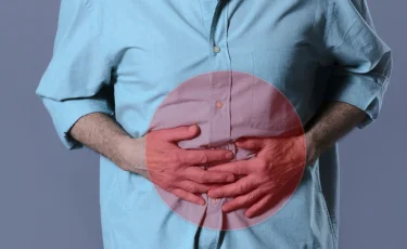 Названы четыре повседневные привычки, которые приводят к раку