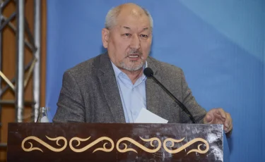 Тарих ғылымдарының докторы Талас Омарбеков дүниеден озды