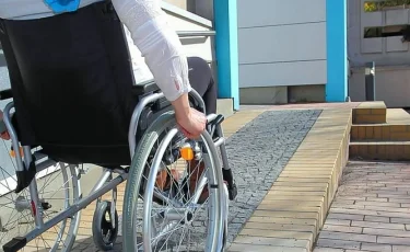 280 объектов социальной инфраструктуры города адаптировано для людей с особыми потребностями