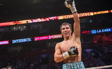 Батыр Жүкембаев оппонентін алғашқы минутта нокаутқа жіберді 