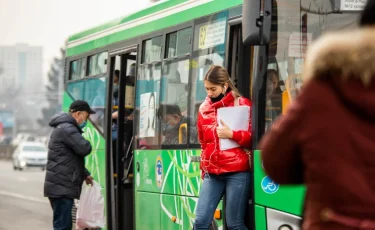 Автобусы в Алматы ездят с интервалами в 20-30 минут