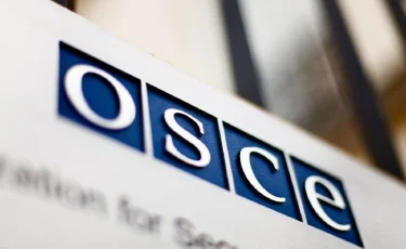 ЕҚЫҰ жанындағы британ Елшісі Қазақстандағы қаңтар оқиғалары ашық тергелетініне сенім білдірді  