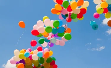 Праздник без шаров: каргандинский отдел образования обратился к родителям