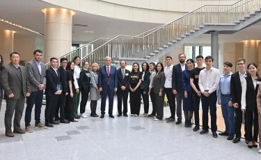 Президент посетил Nazarbayev University