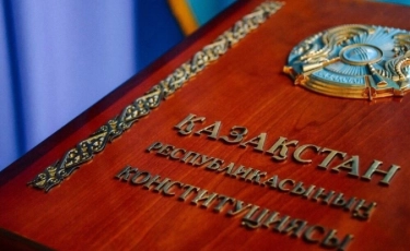Историческая роль Назарбаева общеизвестна и не требует отдельного закрепления в Конституции 