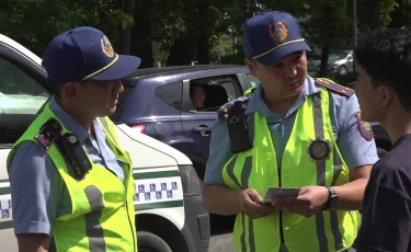  Алматыда автобус жолағына шығып кеткен көлік жүргізушілеріне айыппұл салынды