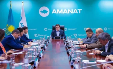 "Балаларды мектепке дайындаймыз": AMANAT​ партиясының дәстүрлі акциясы 2 айға созылады