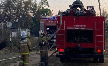 Қостанайдағы өрт: Аманқарағай ауылында 98 үй өртеніп кетті