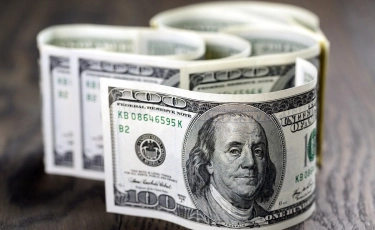 За сколько продают доллары в обменниках Алматы 4 сентября