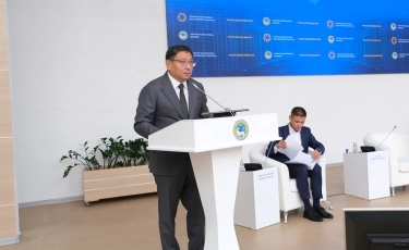 Алматы әкімі Ерболат Досаев кәсіпкерлермен кездесті