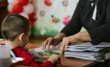 Қазақстанның 16 өңірінде бала құқығы жөніндегі омбудсмен тағайындалды