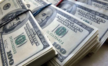 За сколько продают доллары в обменниках Алматы 25 октября