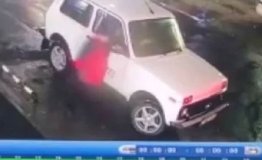 Талдықорғанда ер адам 12 жастағы қызды зорламақ болған