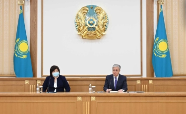 Қасым-Жомарт Тоқаев Конституциялық Сот судьяларымен кездесті