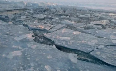 Қызылорда облысында ер адам көлігімен Арал теңізіне батып кетті