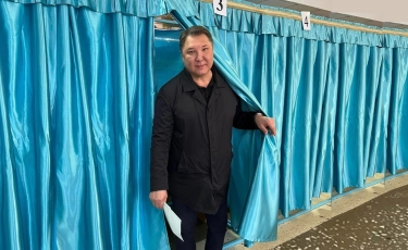 Алматыда Қазақстанның еңбек сіңірген әртісі Бақтияр Тайлақбаев өз таңдауын жасады