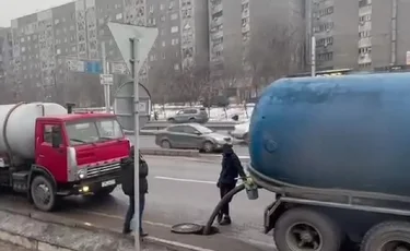 Алматыда жүзден аса ассенизатор жүргізушісі әділдік сұрайды