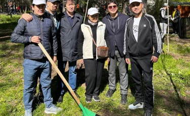 «Біз болмасақ, кім»: әншілер Almaty Clean & Green акциясына шақырды