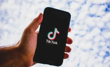 Бала құқығы: TikTok-пен  келіссөз жүргізіліп жатыр