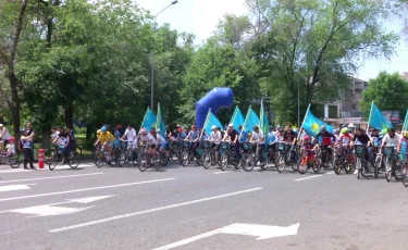 Тысячи горожан приняли участие в велопробеге, посвященному Дню госсимволов