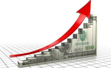 Набирая скорость: что происходит с долларом в Казахстане